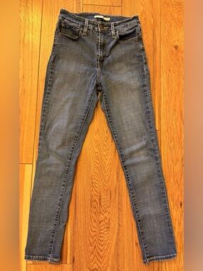 Levi's Women's Dark Blue Skinny Jeans